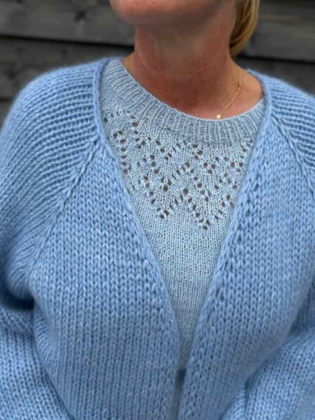 Easy Peasy Chunky Cardigan, No 4 + silk mohair strikkekit (2 farver)