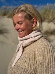 Joy Scarf, No 2 strikkekit (15 kr doneres til psykiatrifonden)