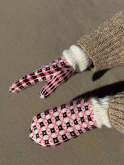 Astra vanter, No 1 strikkekit Strikkekit Önling - Katrine Hannibal