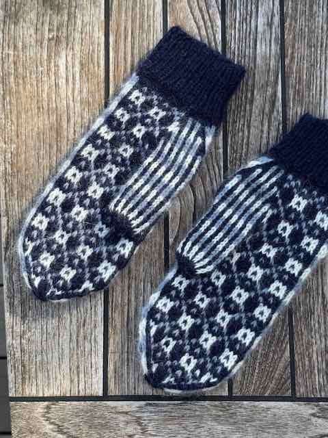 Astra vanter, No 1 strikkekit Strikkekit Önling - Katrine Hannibal