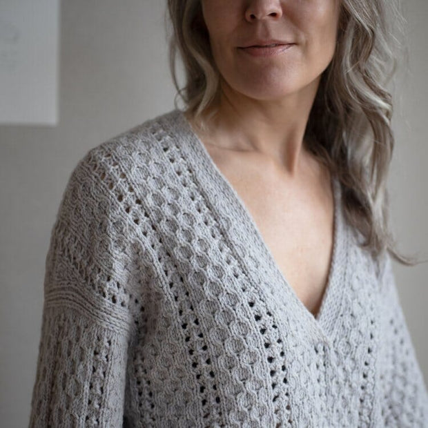 Comma V - neck af Anne Ventzel, No 1 kit Strikkekit Anne Ventzel
