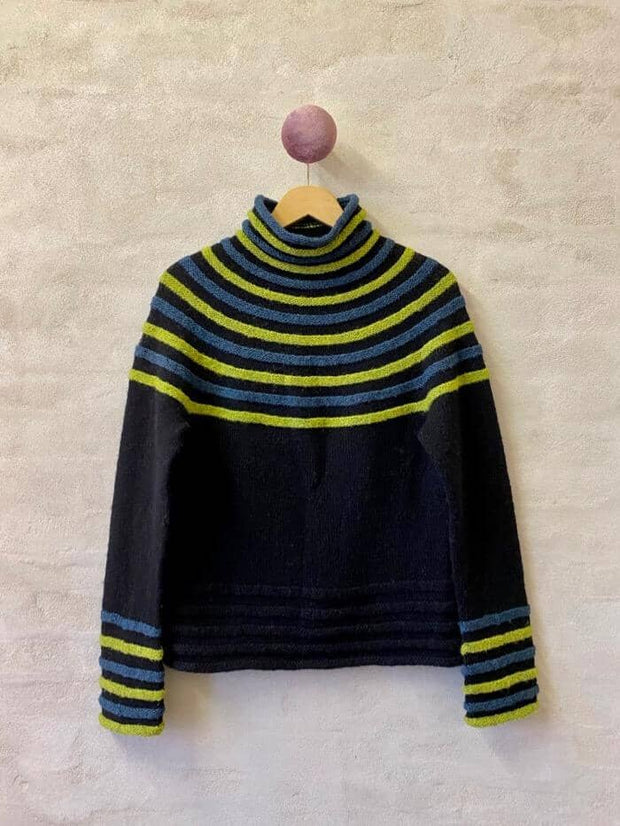Corona sweater af Hanne Falkenberg, strikkekit | 71 Sort, 41 Petroleum, 03 Pistachio