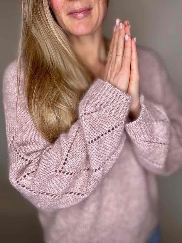 Diamond Line Sweater V - neck af Siersknit, strikkeopskrift