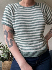 Eva Tee med korte ærmer, No 14 strikkekit