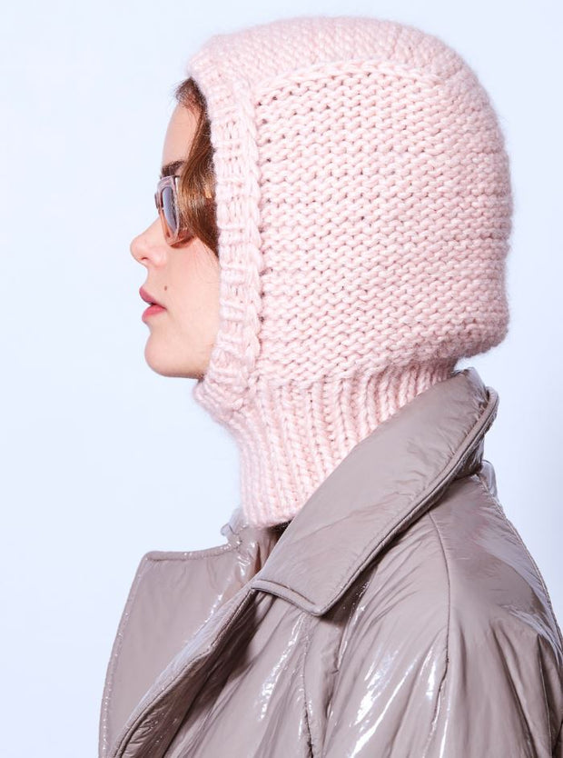 Exhale balaclava af Spektakelstrik, strikkeopskrift Strikkeopskrift Spektakelstrik