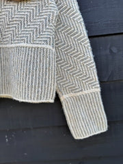 Jazz cardigan / sweater af Hanne Falkenberg, strikkeopskrift Strikkeopskrift Hanne Falkenberg