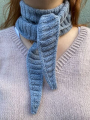 Knitting Is My Therapy Bandana, No 2 strikkekit