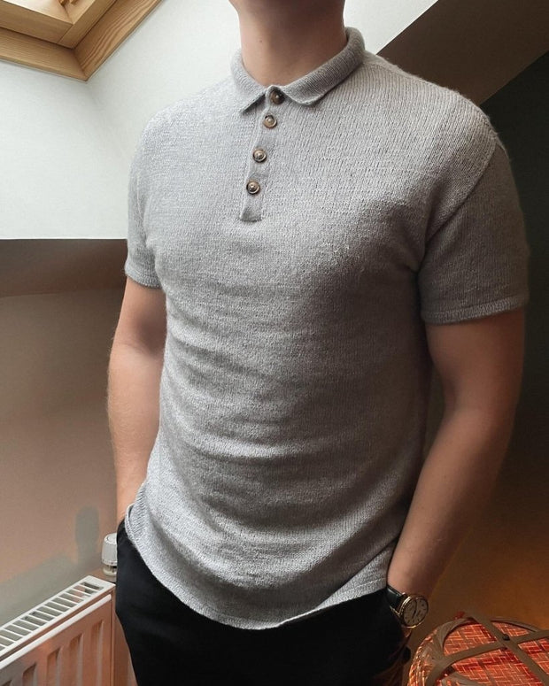 Marcu Polo t-shirt til mænd af Creadia Studio, No 12+13 strikkekit Strikkekit Creadia