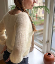 Nigrum Sweater fra Refined Knitwear, silk mohair strikkekit Strikkekit Refined Knitwear