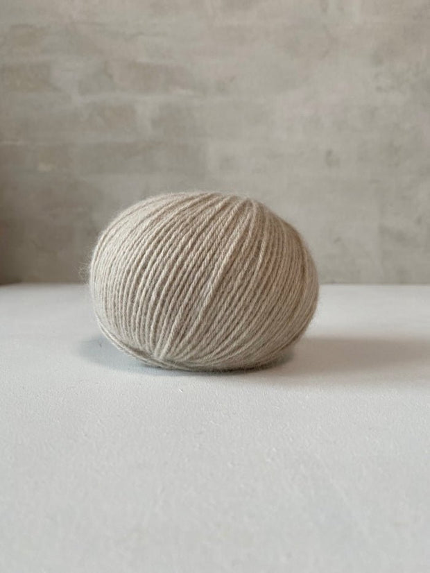 Önling No 11 - merino og cashmere garn - Marcipan (Volga 7839)x