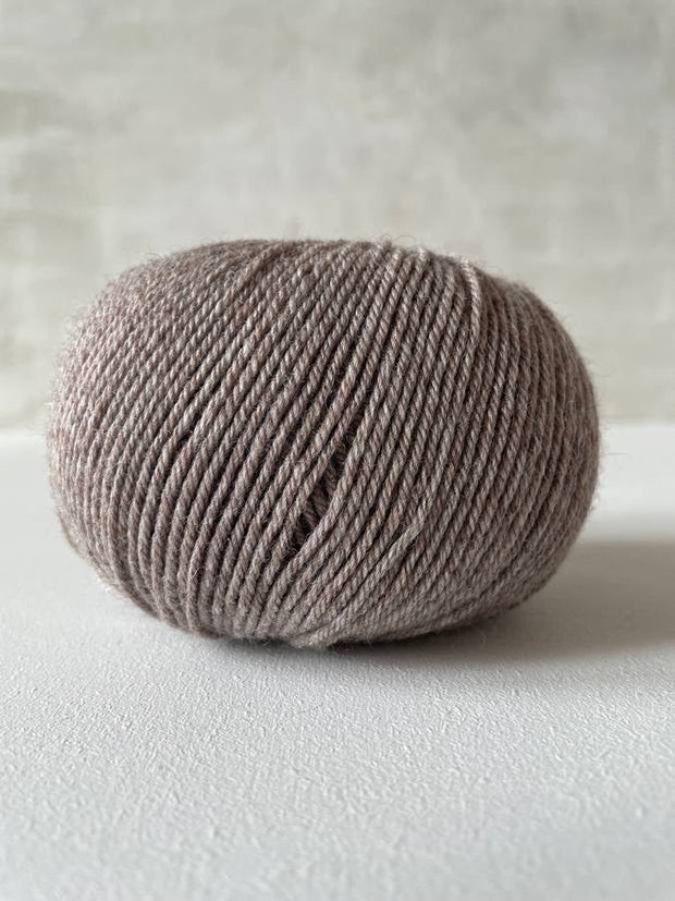 Önling No 15 - merino garn - Koksgrå (0154)x