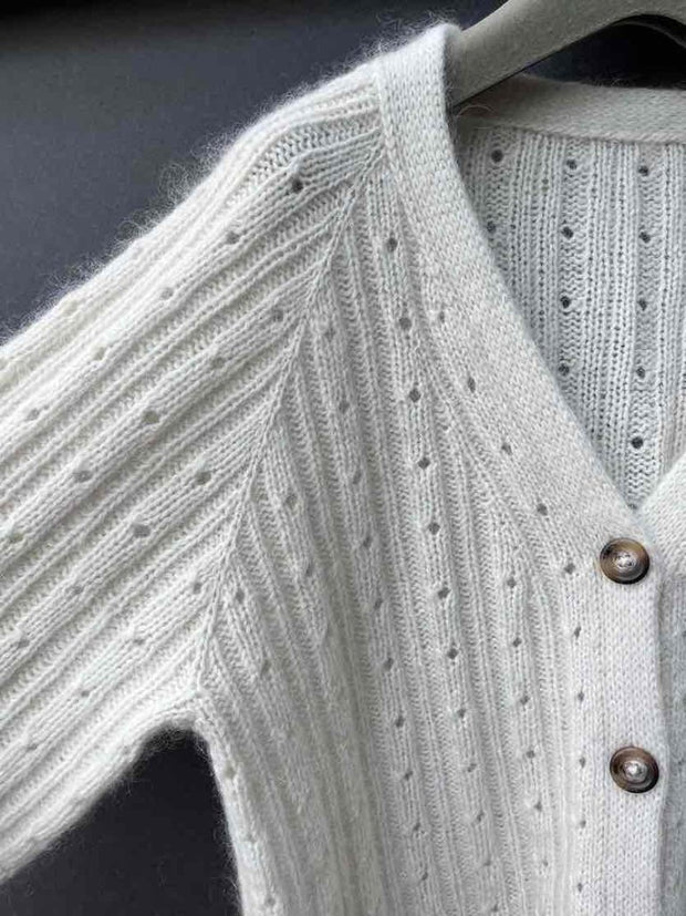 Rikke cardigan No 1 af Rikke Jönsson, strikkekit i No 4 + silk mohair Strikkekit Rikke Jönsson