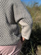 Studio sweater med 3/4 lange ærmer af Hanne Falkenberg, No 2 strikkekit