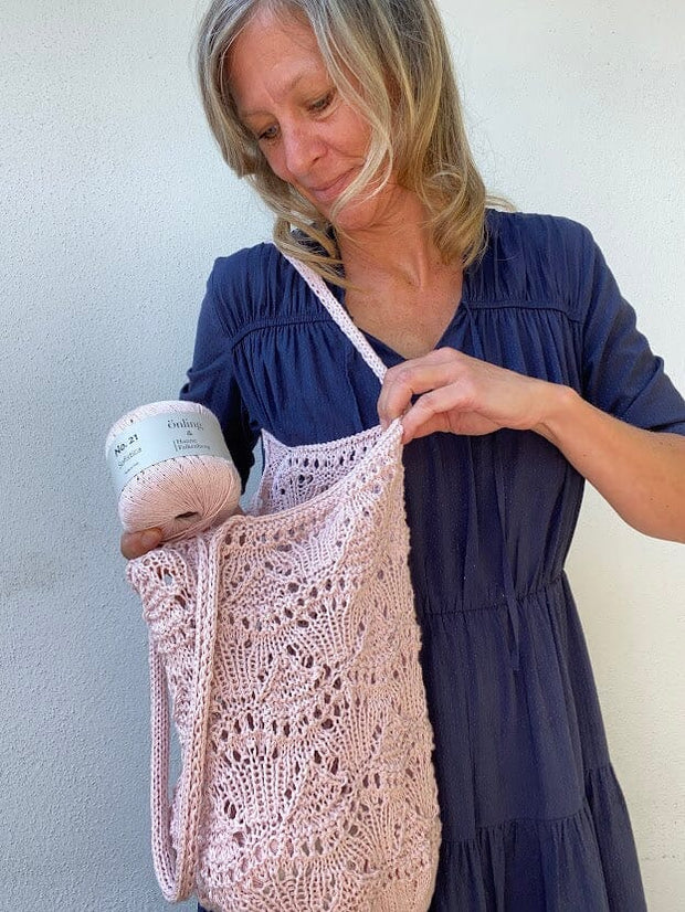Wavebag fra VesterbyCrea, strikkeopskrift Strikkeopskrift VesterbyCrea