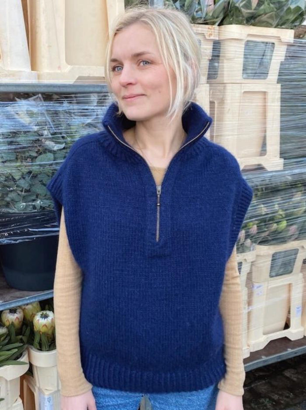 Zipper Slipover af PetiteKnit, strikkeopskrift Strikkeopskrift PetiteKnit