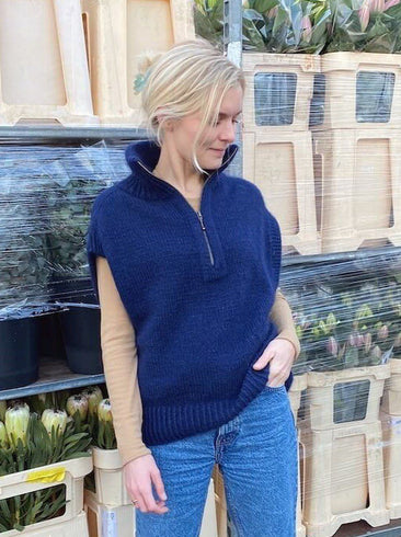 Zipper Slipover af PetiteKnit, strikkeopskrift Strikkeopskrift PetiteKnit